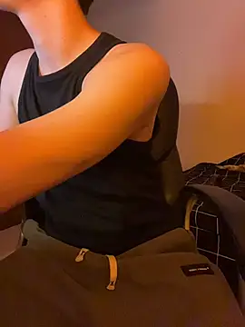 LiamMyst online show from 11/21/25, 11:14