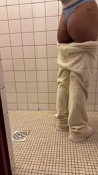 Snapshot of latingangsex chatting on 02/27/26, 12:43 latingangsex online show from 02/27/26, 12:43