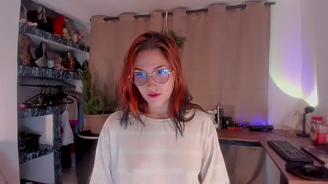 AmaruBloom online show from 11/17/25, 07:25