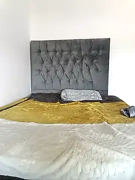 MissBubbles04 online show from 10/14/25, 08:59