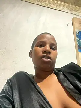 MissBubbles04 online show from 10/31/25, 07:48