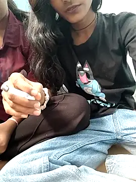 Unique girls90 online show from 01/19/26, 07:45