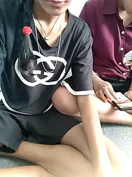 Unique girls90 online show from 02/23/26, 06:11