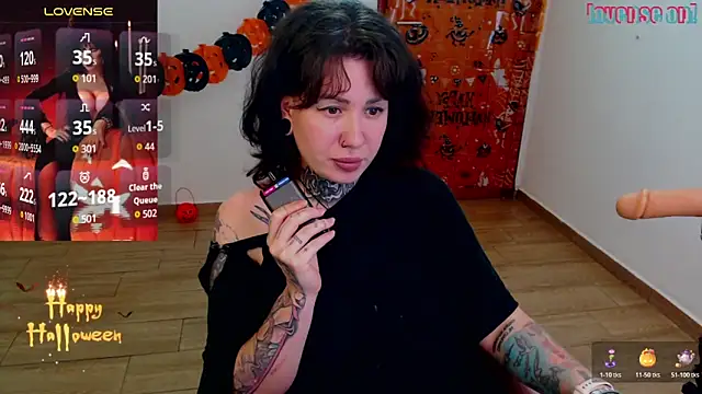 Snapshot of Senorita__Dakota chatting on 10/18/25, 06:30 Senorita Dakota online show from 10/18/25, 06:30