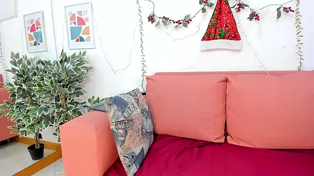 chloejhonson online show from 11/26/25, 12:17