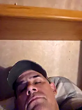 DeeBestEver online show from 04/11/26, 09:13