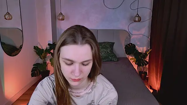 PollyMayer online show from 03/31/26, 09:04