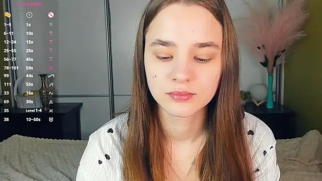 JinnyMcie online show from 04/08/26, 08:03