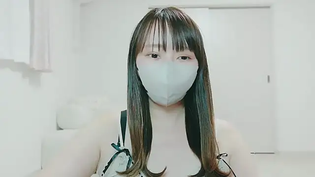 Snapshot of Risa_love chatting on 10/10/25, 09:52 Risa love online show from 10/10/25, 09:52