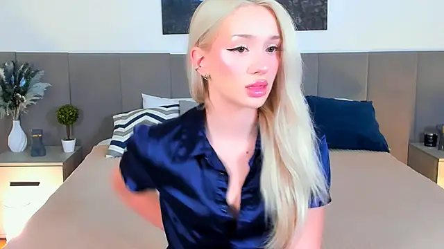 SugarWhisper online show from 11/29/25, 04:10