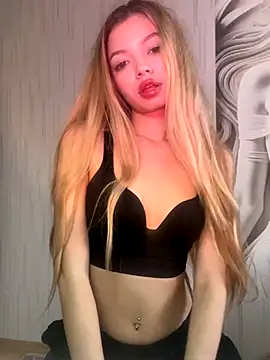  Siennaaa  online show from 11/04/25, 12:48