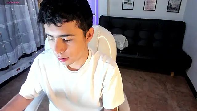 Nyko ds online show from 10/24/25, 04:20