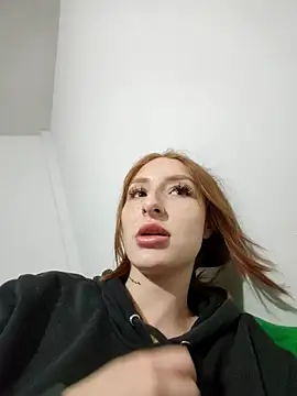 Bennuluspeach  online show from 02/02/26, 03:16