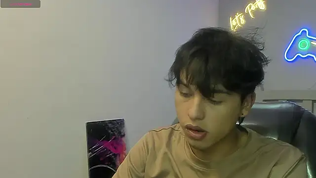 Snapshot of StiwenTwink chatting on 01/19/26, 02:10 StiwenTwink online show from 01/19/26, 02:10