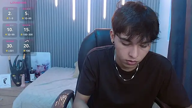 StiwenTwink online show from 07/28/26, 02:35