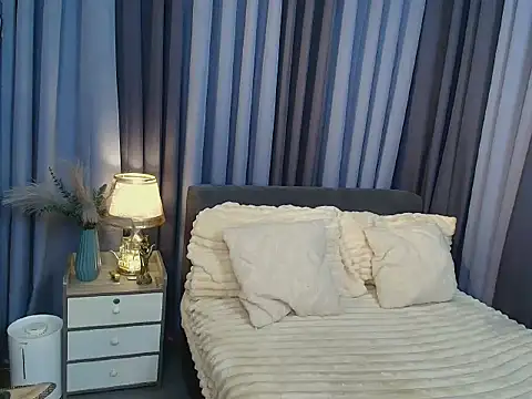 Kaydee Callix online show from 10/07/25, 04:37