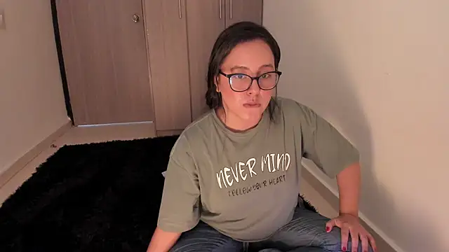 Venus cat  online show from 10/04/25, 08:40