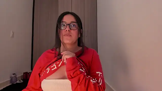 Venus cat  online show from 10/11/25, 09:02