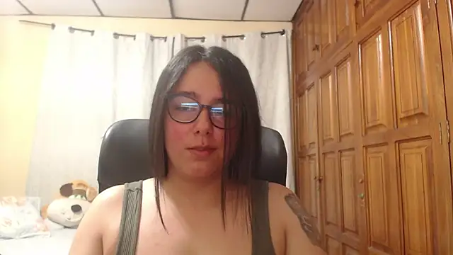 Venus cat  online show from 05/29/26, 04:10