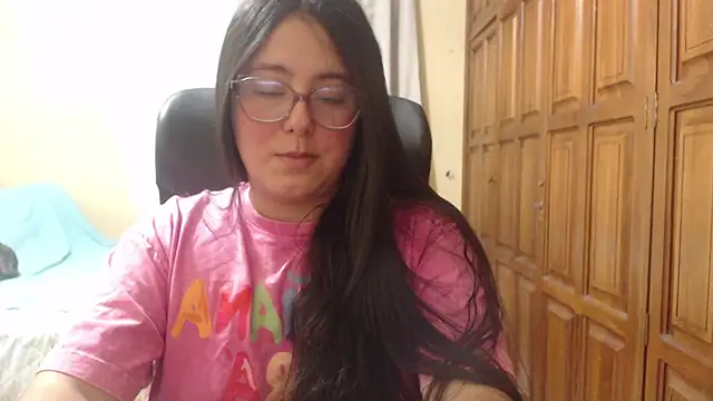Venus cat  online show from 07/05/26, 02:29