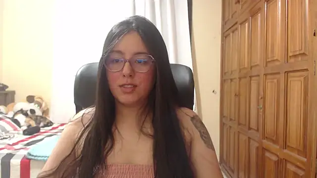 Venus cat  online show from 07/18/26, 04:27