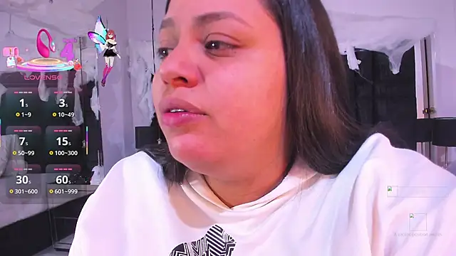 MayaCurvy online show from 10/23/25, 03:28