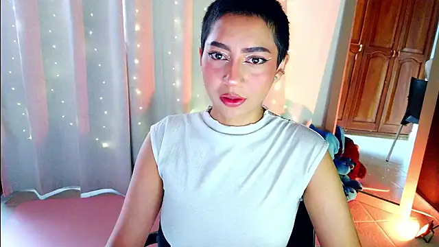 emma web  online show from 03/06/26, 05:09