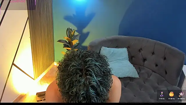 todoroki g online show from 11/11/25, 12:38