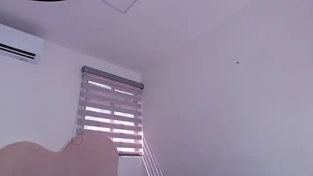 Snapshot of caata_cata chatting on 04/19/26, 07:16 caata cata online show from 04/19/26, 07:16