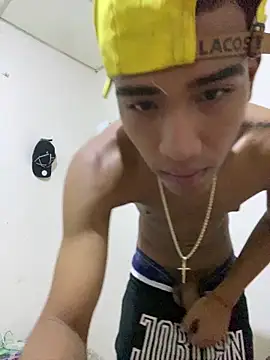 boy perfect6 online show from 03/04/26, 11:11