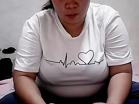 HornyPussie69 online show from 02/25/26, 12:20