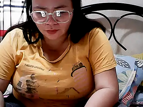 HornyPussie69 online show from 03/10/26, 04:06