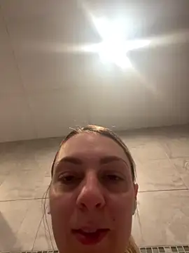 Snapshot of AmberLustXXX chatting on 12/20/25, 05:31 AmberLustXXX online show from 12/20/25, 05:31