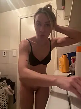 Snapshot of AmberLustXXX chatting on 02/07/26, 01:53 AmberLustXXX online show from 02/07/26, 01:53