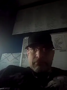 Curious9884 online show from 04/08/26, 06:02