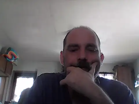 crazyheratic8 online show from 04/06/26, 04:30