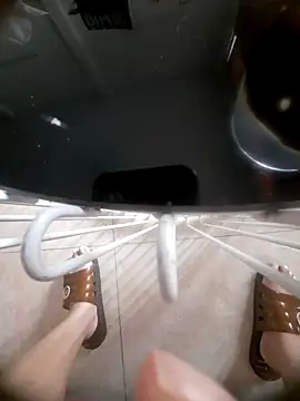 Zun 121 online show from 10/22/25, 06:02