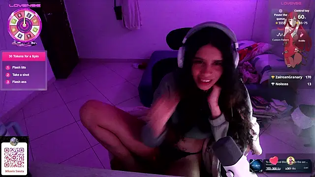 Snapshot of Mikaela_Sonata chatting on 10/07/25, 03:04 Mikaela Sonata online show from 10/07/25, 03:04