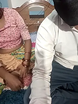 Snapshot of Neelam-baby1 chatting on 10/16/25, 04:30 Neelam-baby1 online show from 10/16/25, 04:30