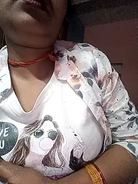 Snapshot of Neelam-baby1 chatting on 02/12/26, 04:24 Neelam-baby1 online show from 02/12/26, 04:24