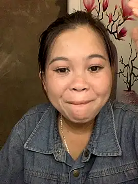 Snapshot of lan-xinh01 chatting on 10/01/25, 06:30 lan-xinh01 online show from 10/01/25, 06:30