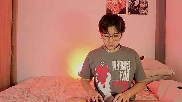 Darcy and Stolas online show from 11/06/25, 06:25