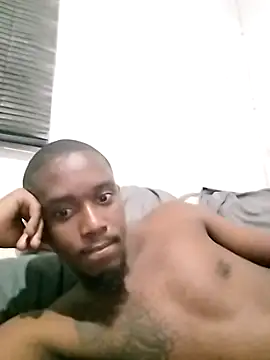 Snapshot of Thabisomgaga1 chatting on 01/13/26, 05:40 Thabisomgaga1 online show from 01/13/26, 05:40