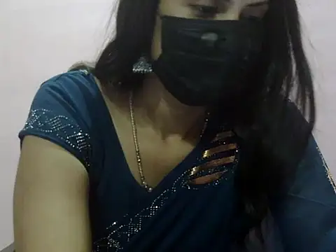 Laila Cute online show from 03/28/26, 03:11