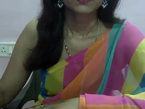 Laila Cute online show from 05/17/26, 03:19