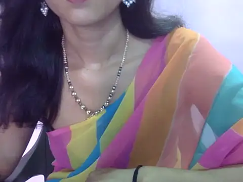 Laila Cute online show from 05/18/26, 04:07