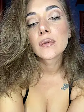 Snapshot of Malasantababy chatting on 10/10/25, 10:09 Malasantababy online show from 10/10/25, 10:09