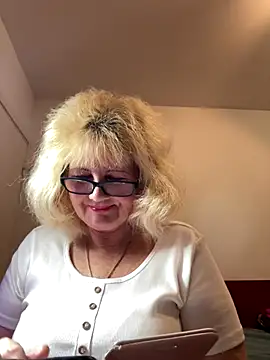 BoloshkaBlonda online show from 10/15/25, 07:36