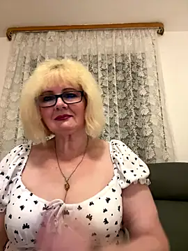 BoloshkaBlonda online show from 11/16/25, 06:57