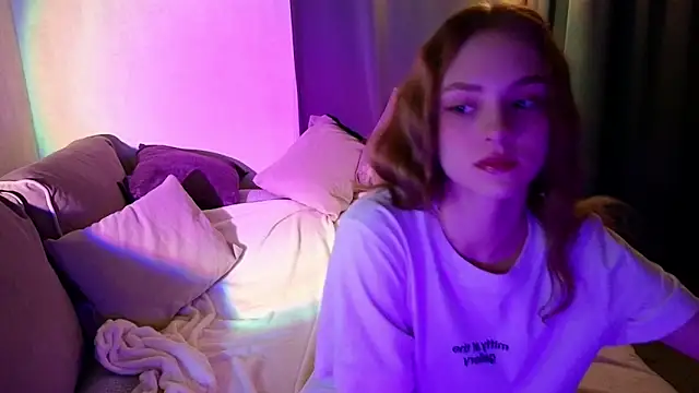 midnightMaya online show from 10/16/25, 09:27